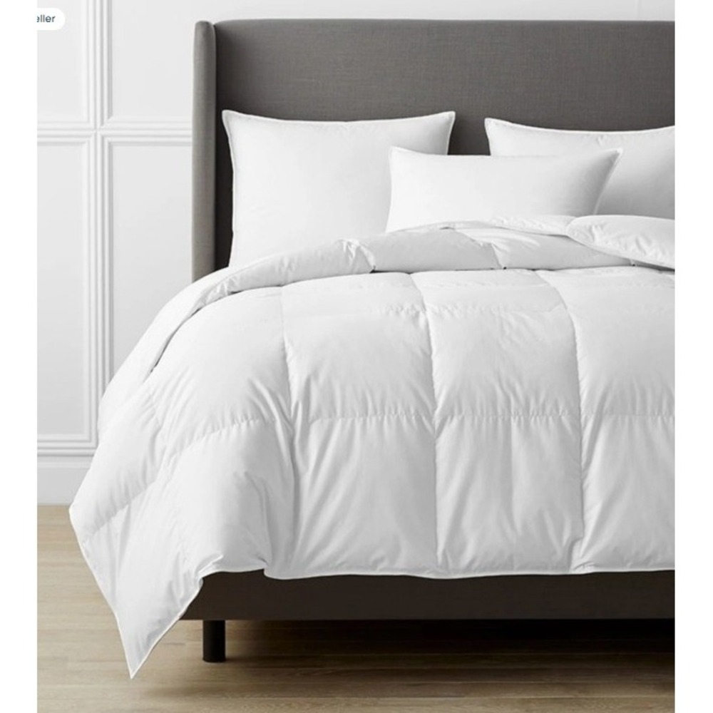 The Company Store Legends Hotel Alberta Queen Down Comforter Medium White 11072B